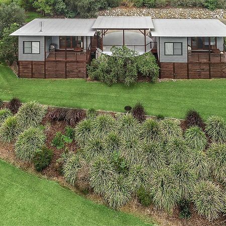Lilypad Luxury Cabins Белинген Екстериор снимка